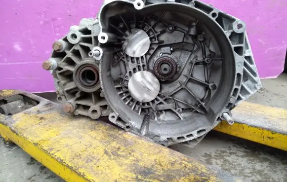 Opel Insignia B Manual 6 speed gearbox 55583502
