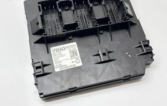 Volkswagen PASSAT B8 USA BSM Control unit 5K0937087AJ BCMPQ35 A2C94620300