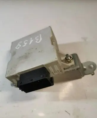 Toyota Avensis T250 Window wiper relay 150696 8594005020