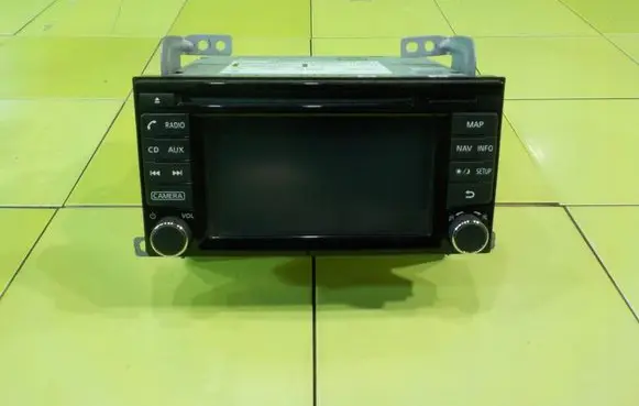 Nissan Juke I F15 Radio/CD/DVD/GPS head unit 7612033119 XP211
