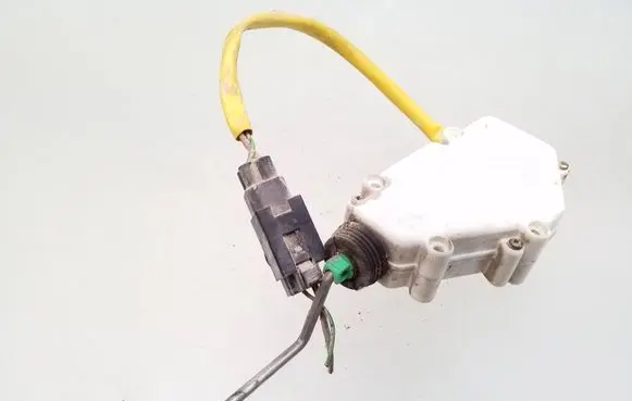 Fuel tank cap lock motor