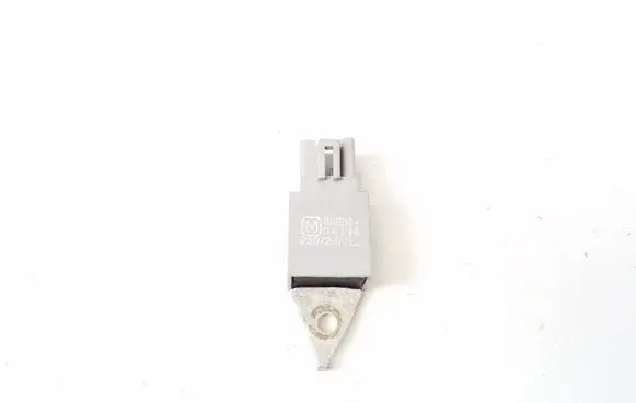 Lexus LS 460 - 600H Other relay 9098004198