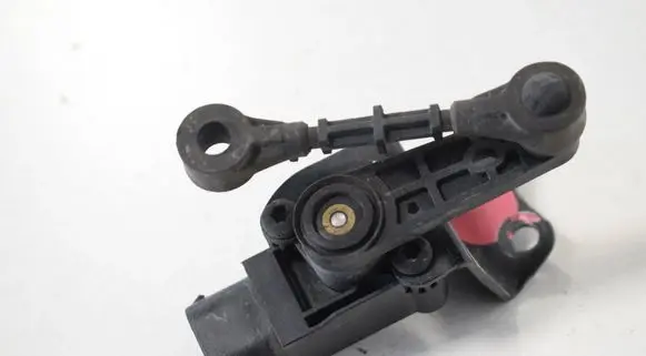 Nissan Qashqai Headlight/headlamp level sensor GX733C279AA