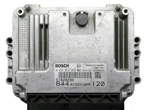 Peugeot 5008 Engine control unit/module 9822418880