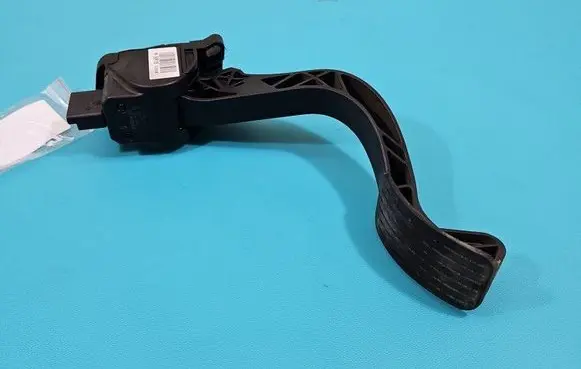 Peugeot Partner Accelerator throttle pedal 9671416780 IMPRK1459333