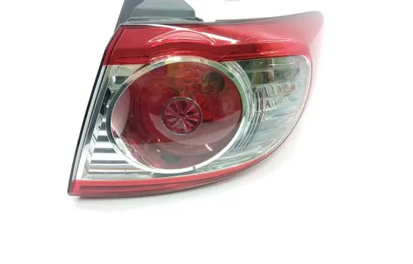Hyundai Santa Fe Rear/tail lights 924022B520