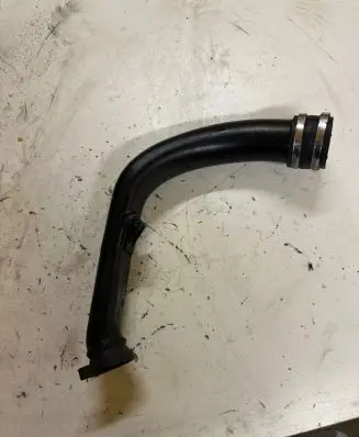 BMW 5 GT F07 Air intake hose/pipe 19385510
