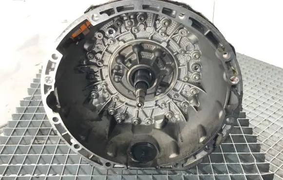 Mercedes-Benz CLS AMG C219 Manual 5 speed gearbox R2302710301