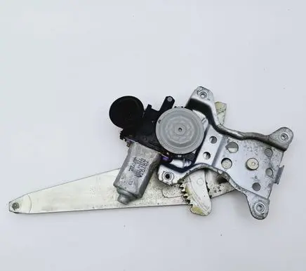 Toyota Corolla Verso E121 Rear door window regulator with motor 8572020400