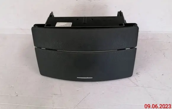Mercedes-Benz S W221 Other center console (tunnel) element A2216800834