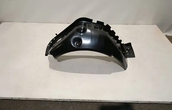 Audi E-tron GT Rear arch 4J3809412