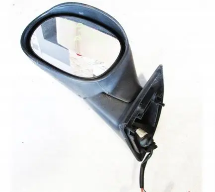 Citroen C3 Pluriel Front door electric wing mirror 
