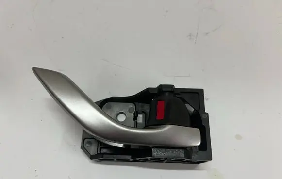 Mazda 3 III Front door interior handle T8314