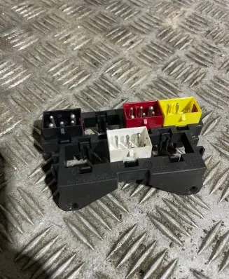 Audi A6 S6 C4 4A Fuse box set 4A0937545A 4A0972987