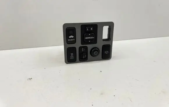 Toyota Hilux (AN10, AN20, AN30) Other switches/knobs/shifts 554460K010