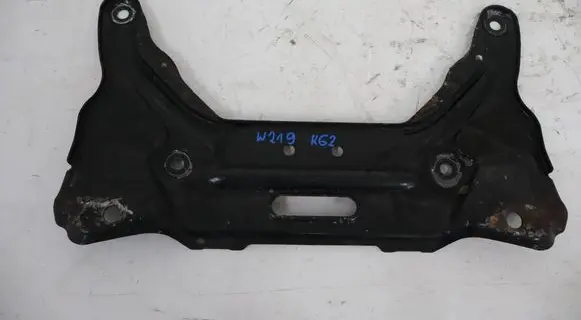 Mercedes-Benz CLS C219 Gearbox mounting bracket