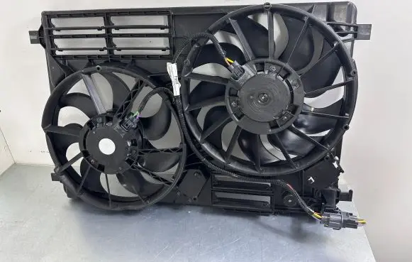 Ford C-MAX II Radiator cooling fan shroud F1DT8C290AAD F1DT-8C290-AAD