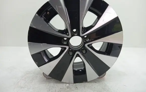Mercedes-Benz V Class W447 R17 alloy rim 4474015200