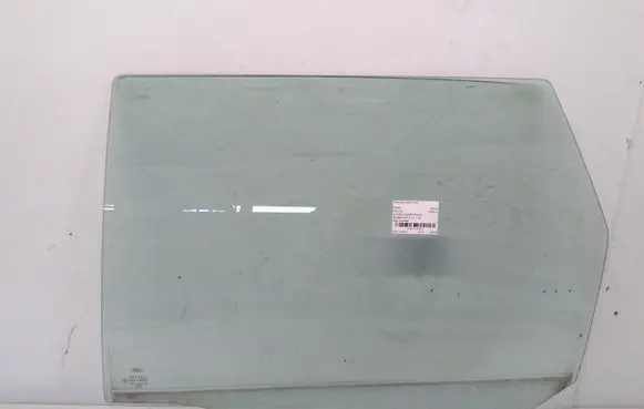 Ford Focus Rear door window glass