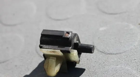 Hyundai Santa Fe Outside/exterior temperature sensor 