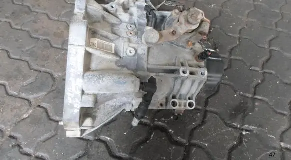 Suzuki SX4 Manual 5 speed gearbox 79J2