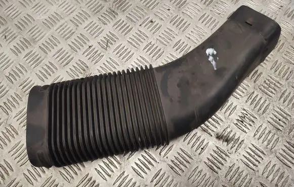 BMW X5 E70 Air intake duct part 7812058 13717812058