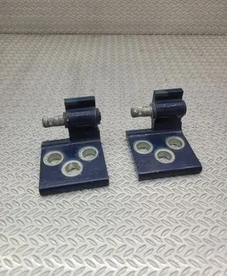 Front door hinge set