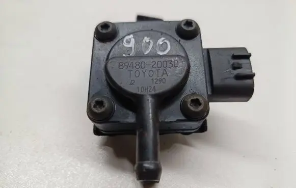 Toyota Avensis T250 Exhaust gas pressure sensor 8948020030