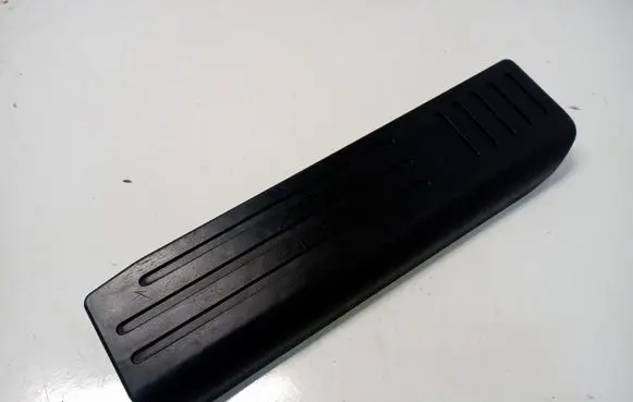 Tesla Model S Foot rest pad/dead pedal 6005968-00-C