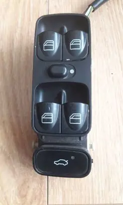 Mercedes-Benz C W203 Electric window control switch A2038200110