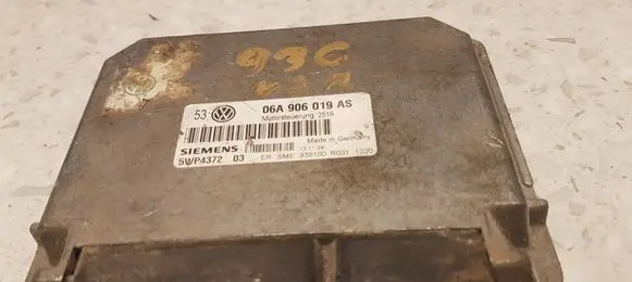 Volkswagen Golf IV Engine control unit/module 06A906019AS 5WP4372
