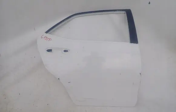 Toyota Corolla E160 E170 Rear door