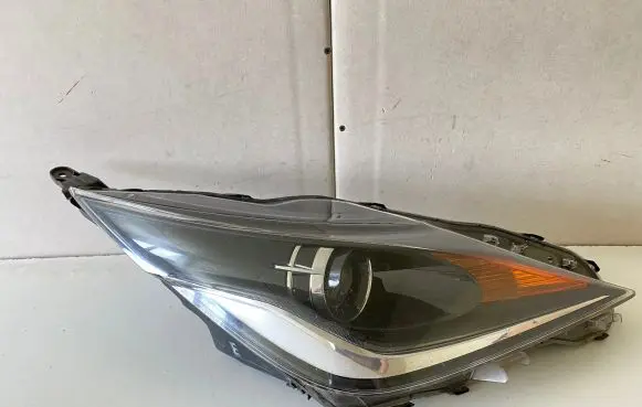 Toyota Aygo AB40 Headlight/headlamp