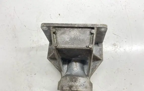 BMW X3 F25 Driveshaft support bearing bracket 7601996 31507601996 59280110