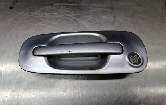 Subaru Impreza II Front door exterior handle