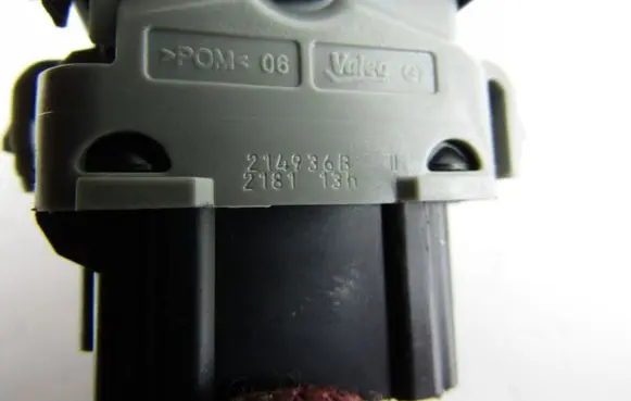 Renault Twingo II Electric window control switch
