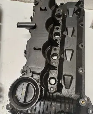 Mazda 6 Rocker cam cover R2AA10220