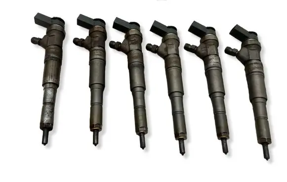 BMW X5 E53 Fuel injector 0445110131 7789661