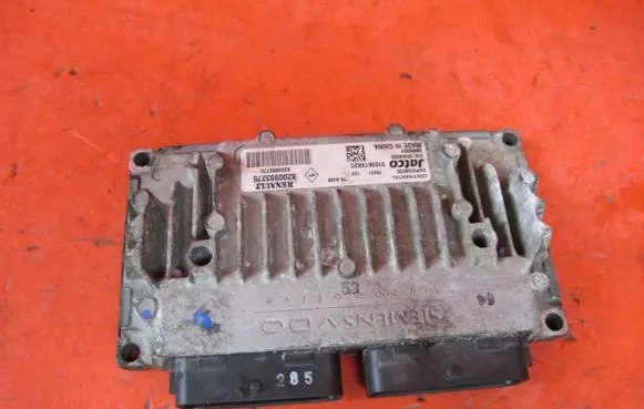 Renault Laguna III Gearbox control unit/module 8200859770