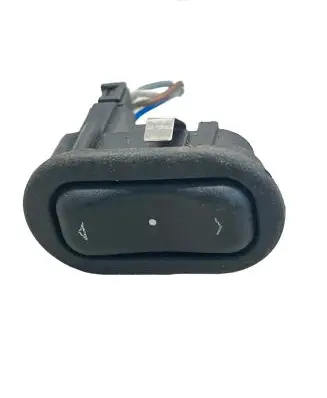 Opel Zafira A Electric window control switch 90561388 13363100