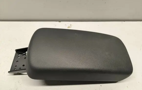 Hyundai Kona I Armrest 