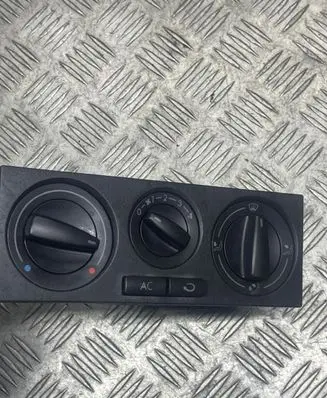 Volkswagen Golf IV Climate control unit 1J0820045F 901511210000 657837L04