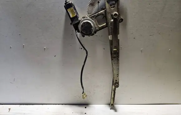 Hyundai H-100 Front door window regulator with motor 9890043000 2L07