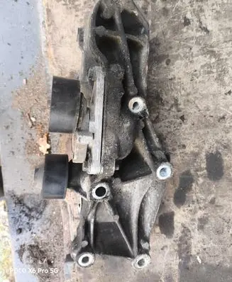 Renault Trafic II (X83) Generator/alternator bracket 8200462166