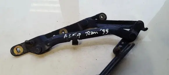 Alfa Romeo 166 Tailgate/trunk/boot hinge