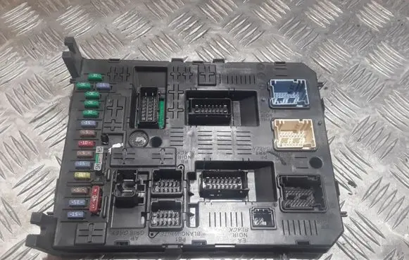 Citroen C5 Comfort/convenience module B00T281208364 281201930C