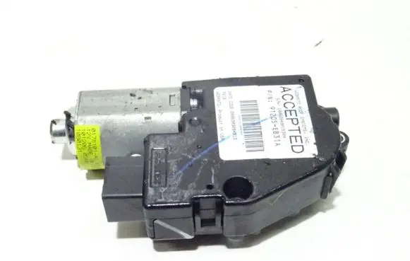 Nissan Pathfinder Sunroof motor/actuator 