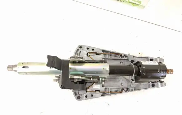 Mercedes-Benz E W212 Steering wheel axle DALISID2536 A2124601316 2124601316