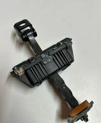 BMW 3 E90 E91 Front door check strap stopper 7176807