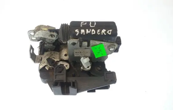 Dacia Sandero Front door lock 8200735224